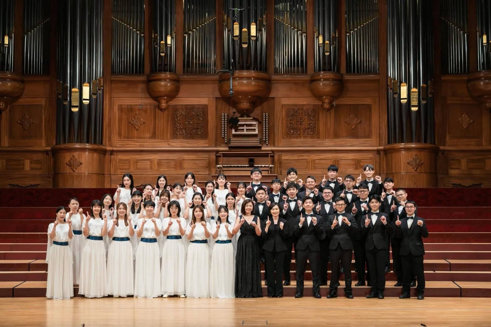 Taiwanese Choral Groups in International Competition