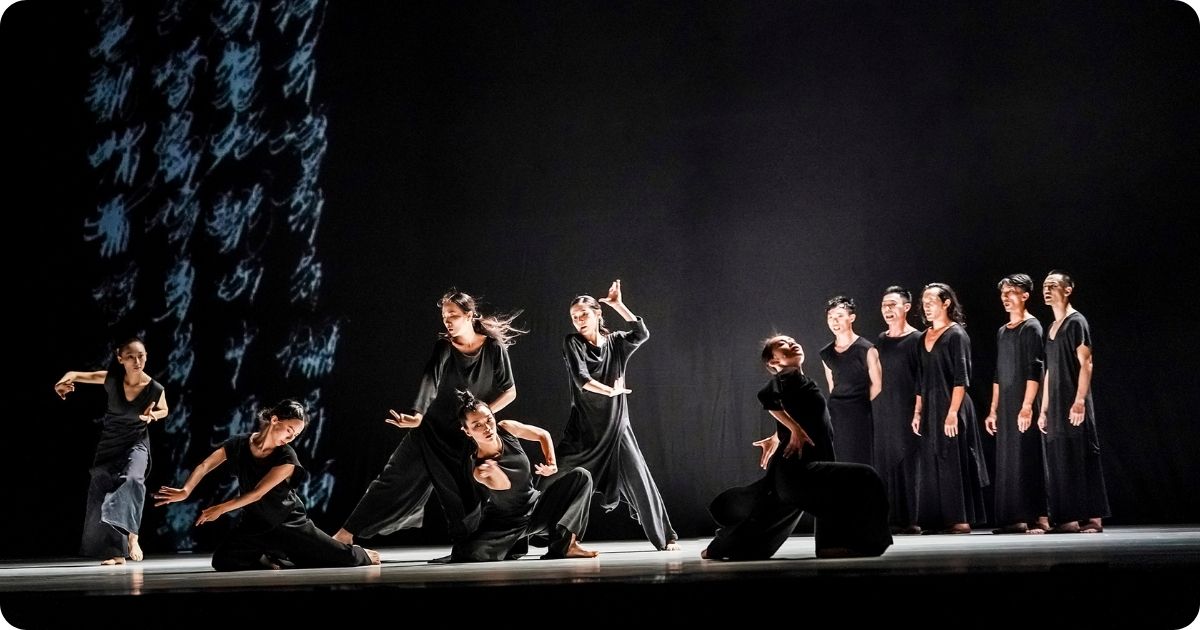 Cloud Gate Dance Theatre of Taiwan: 13 Tongues